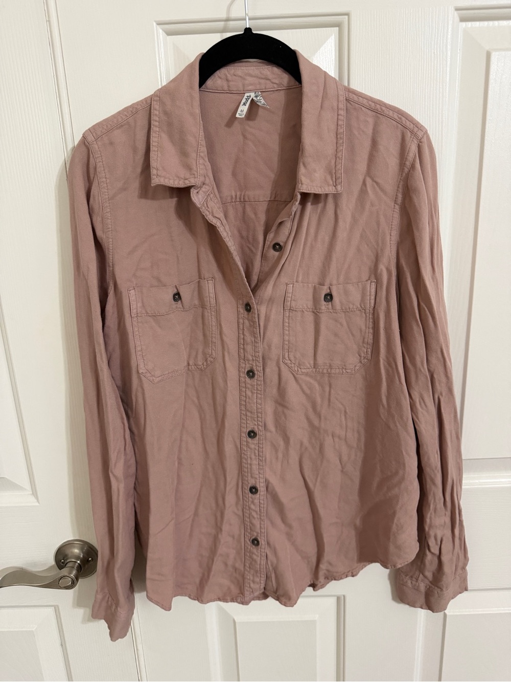 Mudd Dusty Mauve Rayon Button Up Shirt Size M Two Chest Pockets